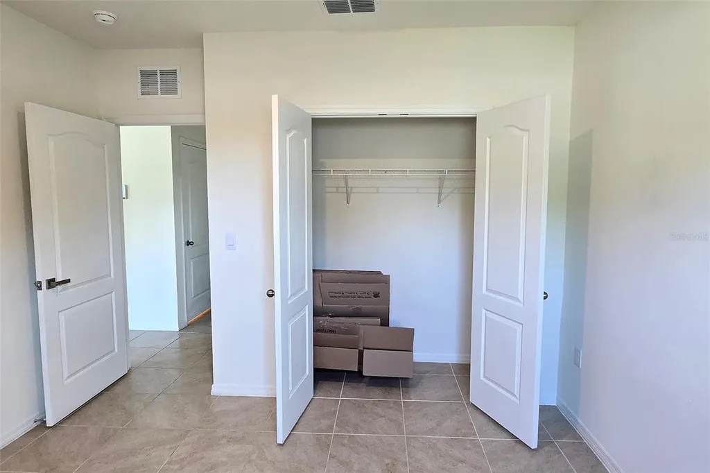 2722 Numa Falls Avenue Davenport FL 33837