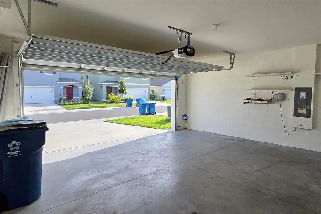 2722 Numa Falls Avenue Davenport FL 33837