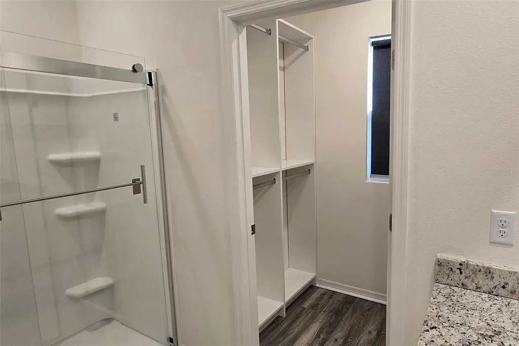 2722 Numa Falls Avenue Davenport FL 33837