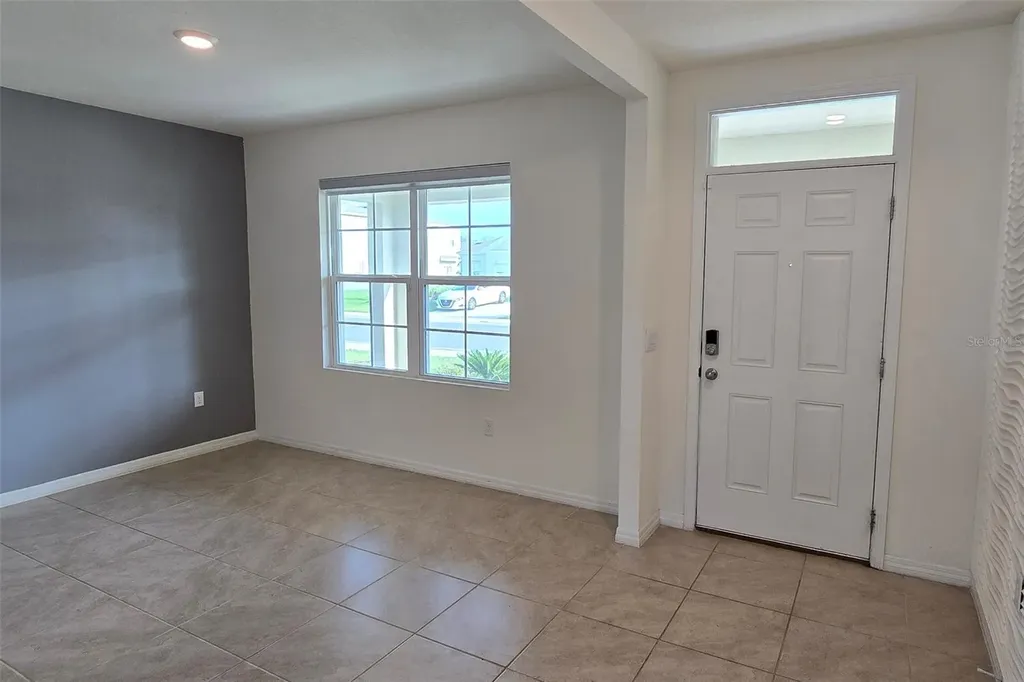 2722 Numa Falls Avenue Davenport FL 33837