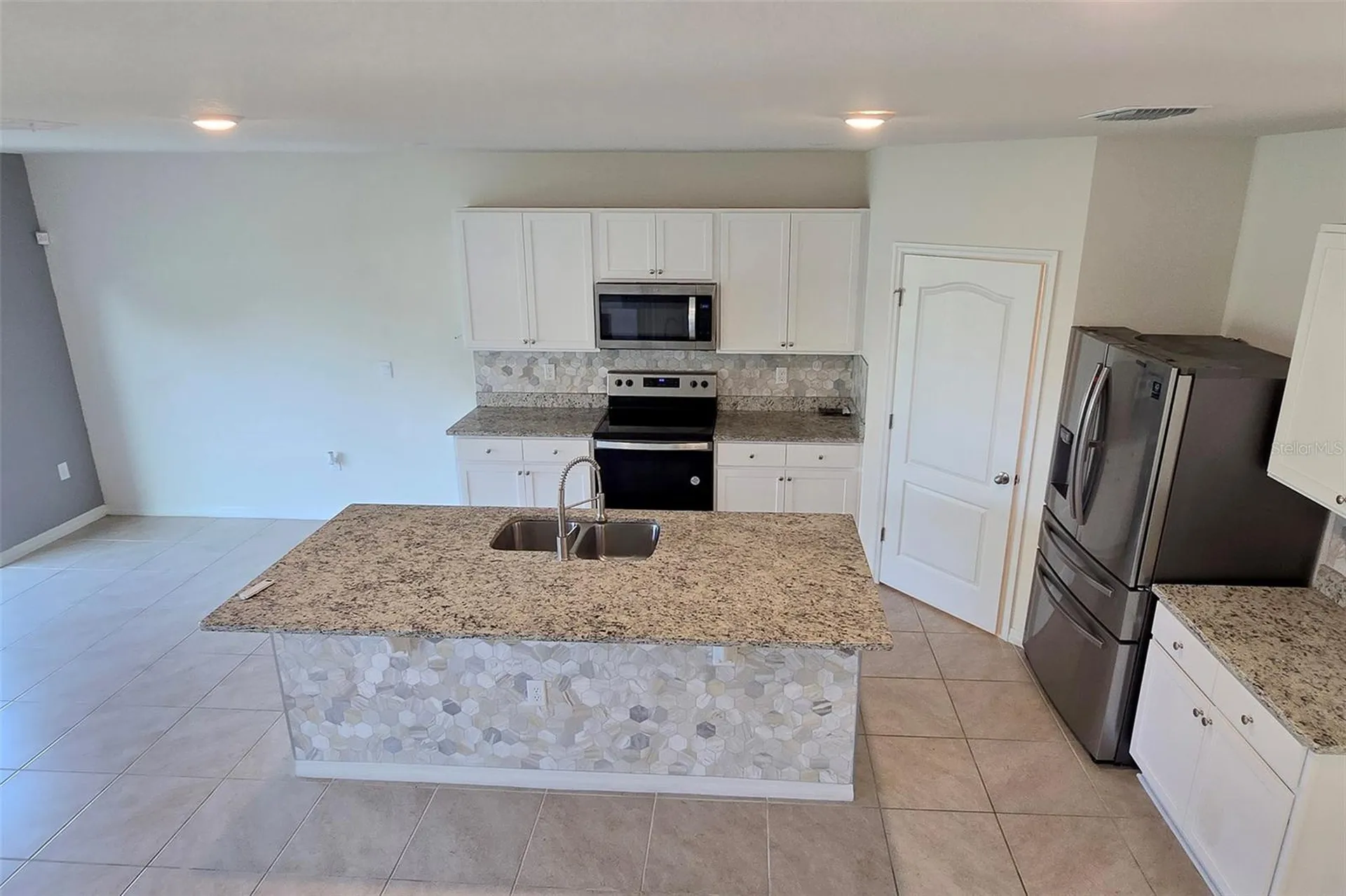 2722 Numa Falls Avenue Davenport FL 33837