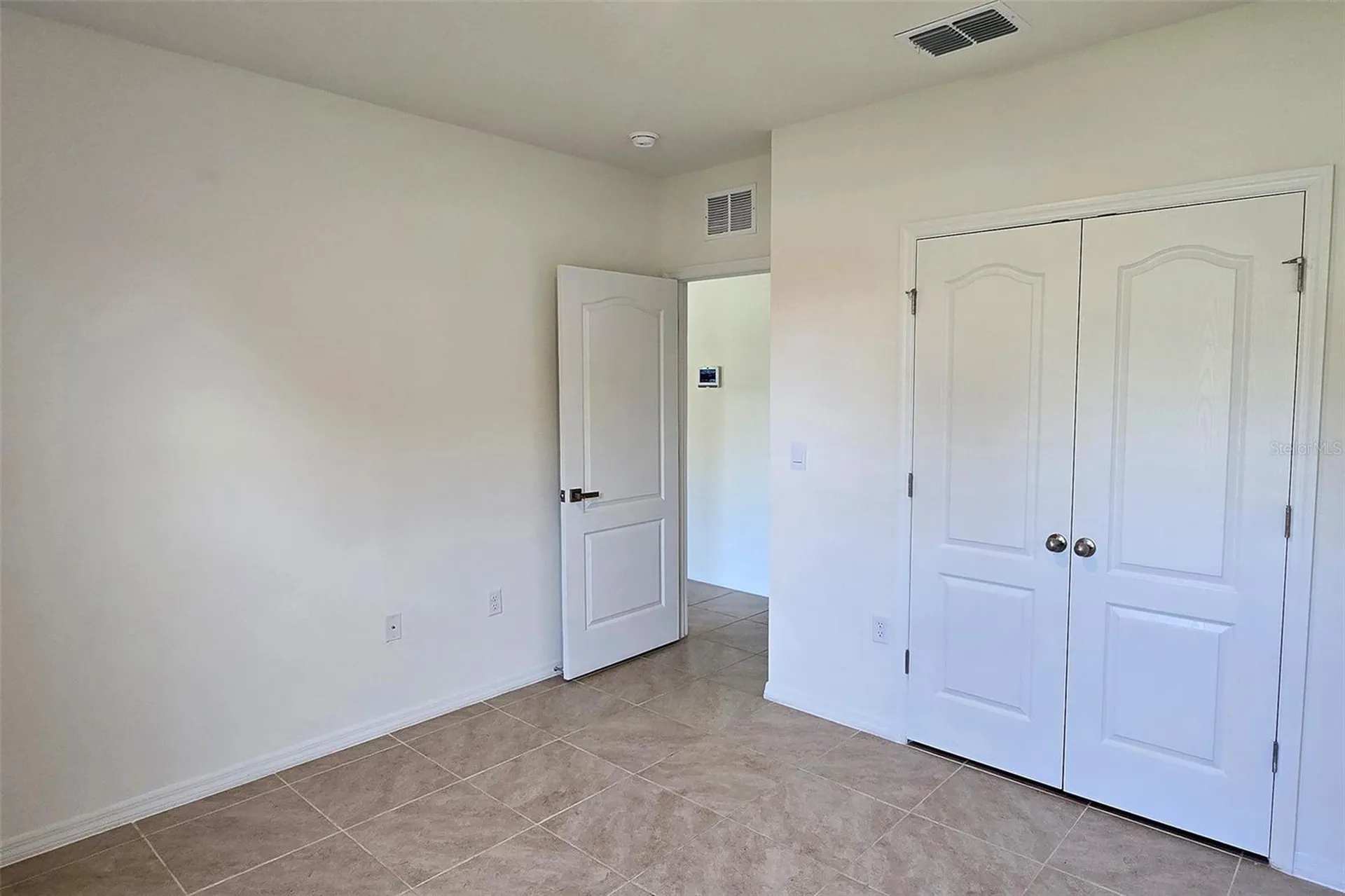 2722 Numa Falls Avenue Davenport FL 33837