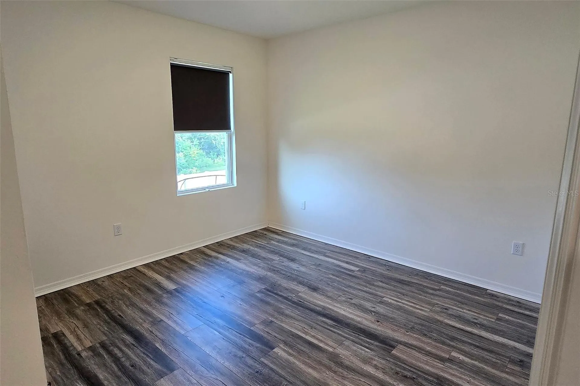 2722 Numa Falls Avenue Davenport FL 33837
