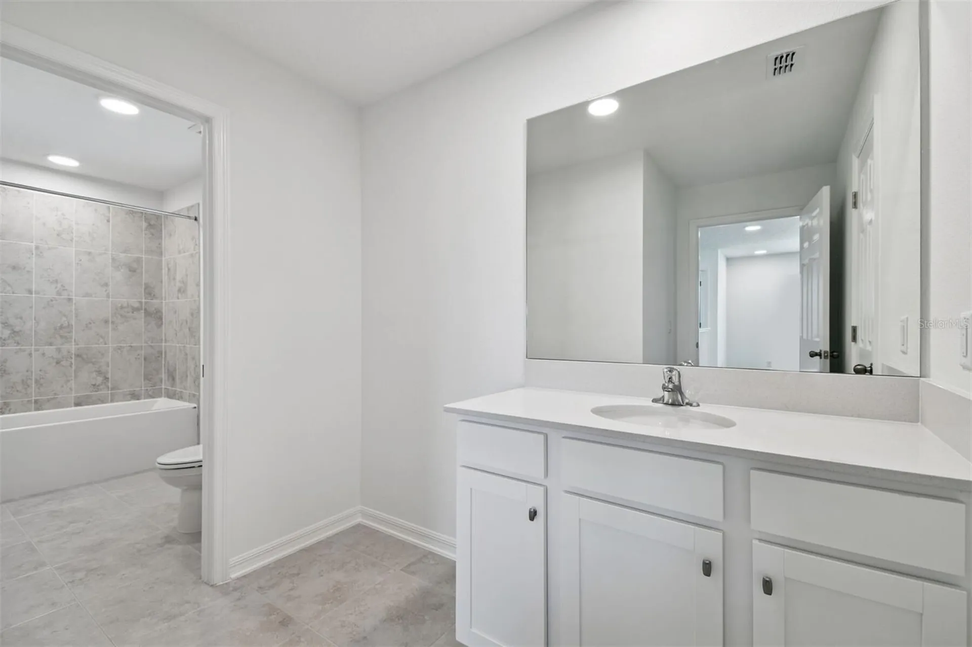 12801 Castle Oaks Drive Hudson FL 34669