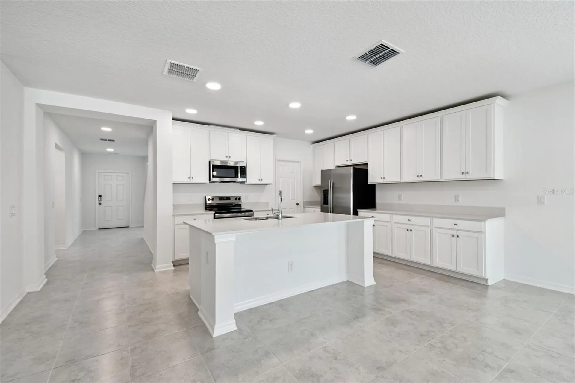 12801 Castle Oaks Drive Hudson FL 34669