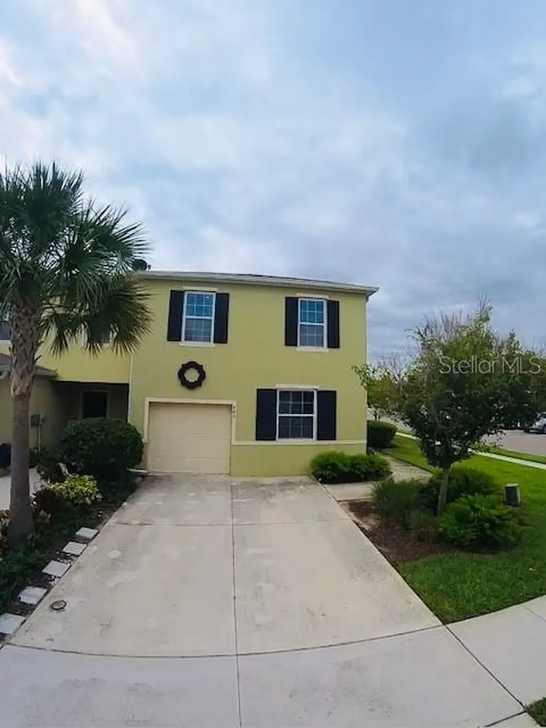 403 Arbor Lakes Drive Davenport FL 33896