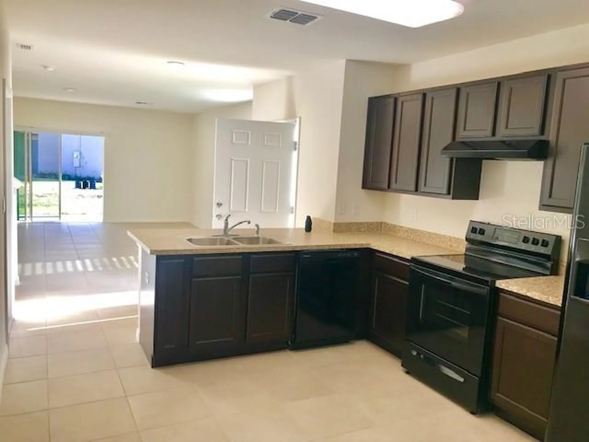 403 Arbor Lakes Drive Davenport FL 33896
