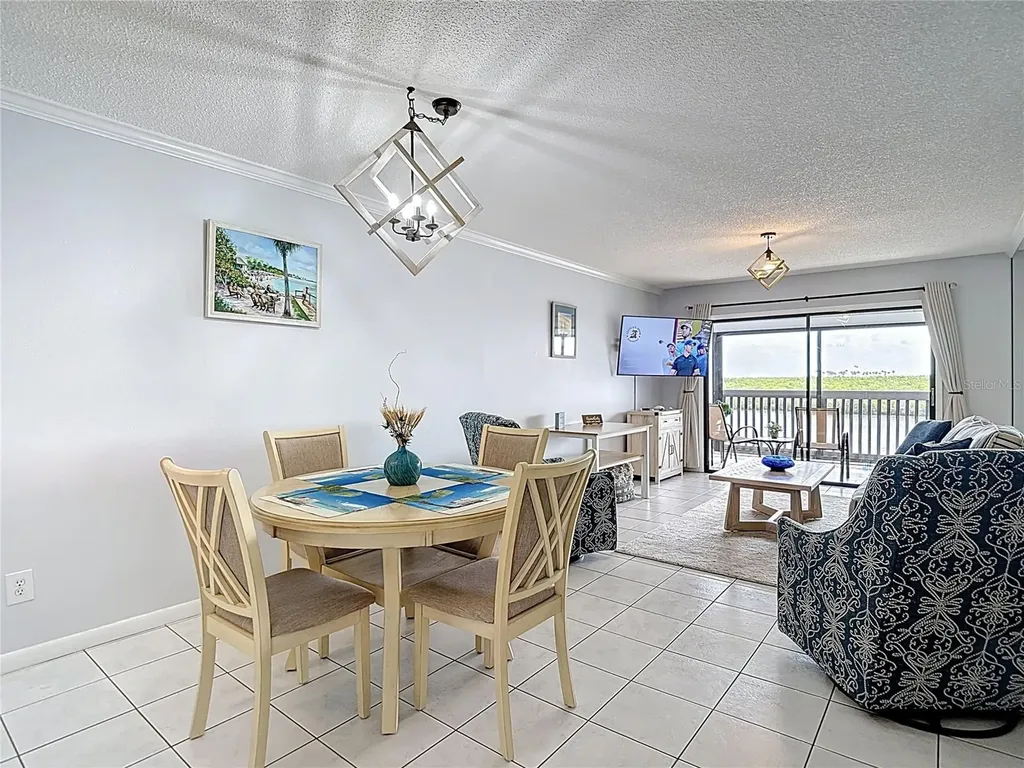 809 Bahia Del Sol Drive Ruskin FL 33570