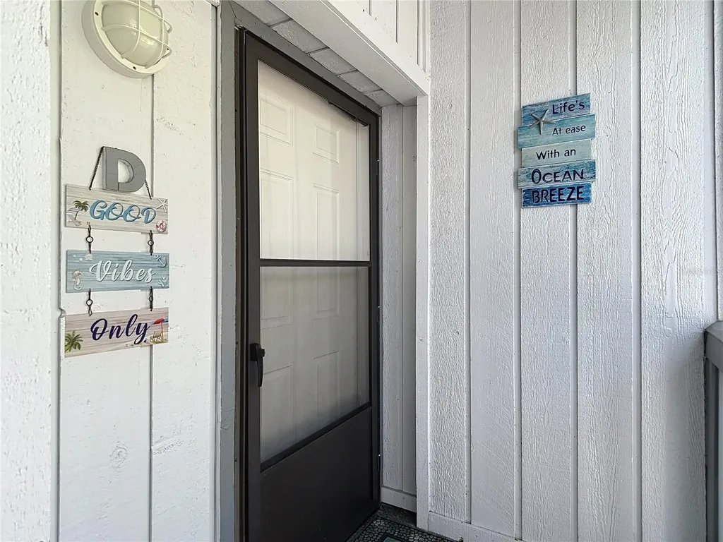 809 Bahia Del Sol Drive Ruskin FL 33570