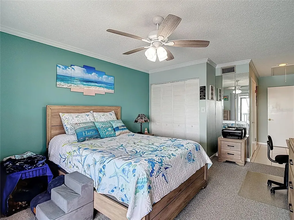 809 Bahia Del Sol Drive Ruskin FL 33570