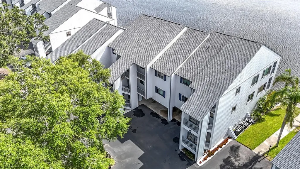 809 Bahia Del Sol Drive Ruskin FL 33570