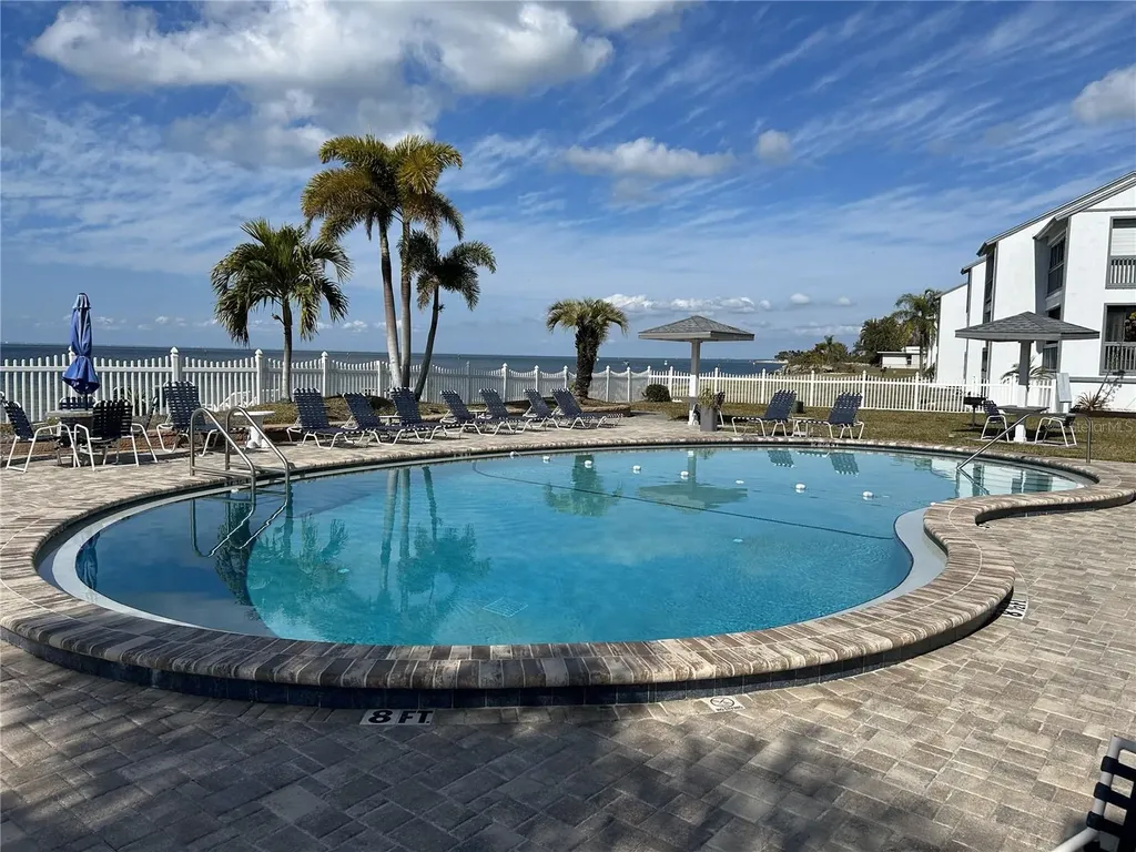 809 Bahia Del Sol Drive Ruskin FL 33570