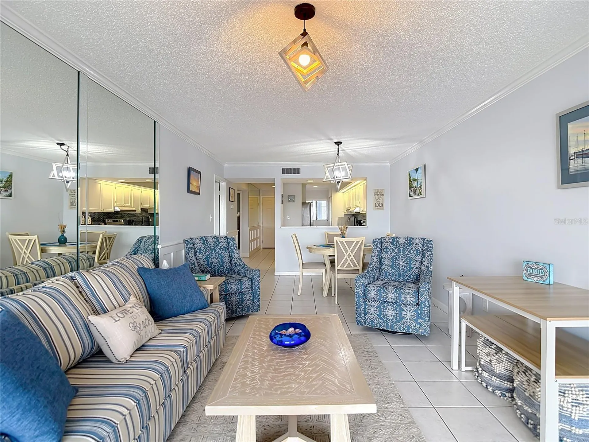 809 Bahia Del Sol Drive Ruskin FL 33570