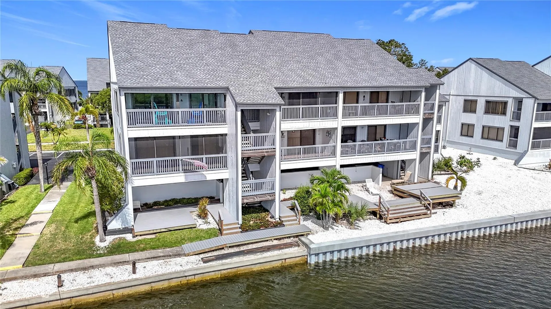 809 Bahia Del Sol Drive Ruskin FL 33570