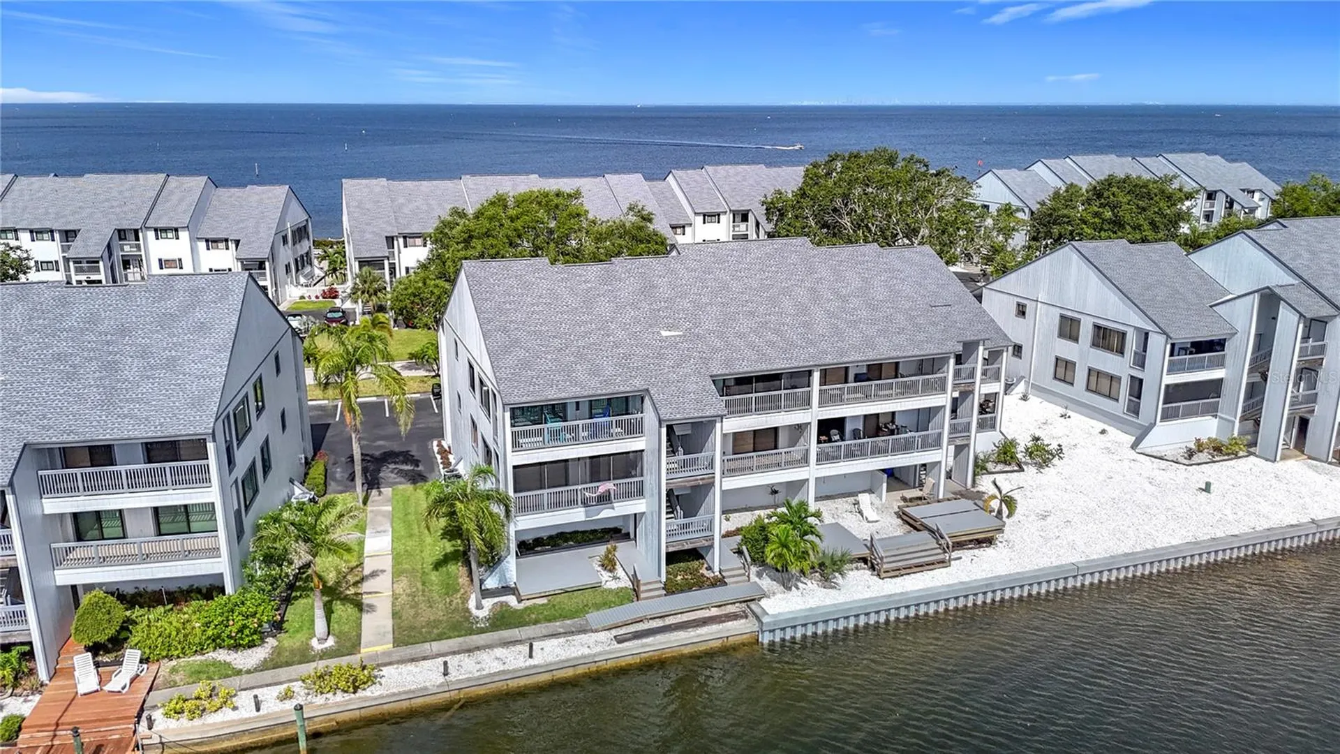 809 Bahia Del Sol Drive Ruskin FL 33570