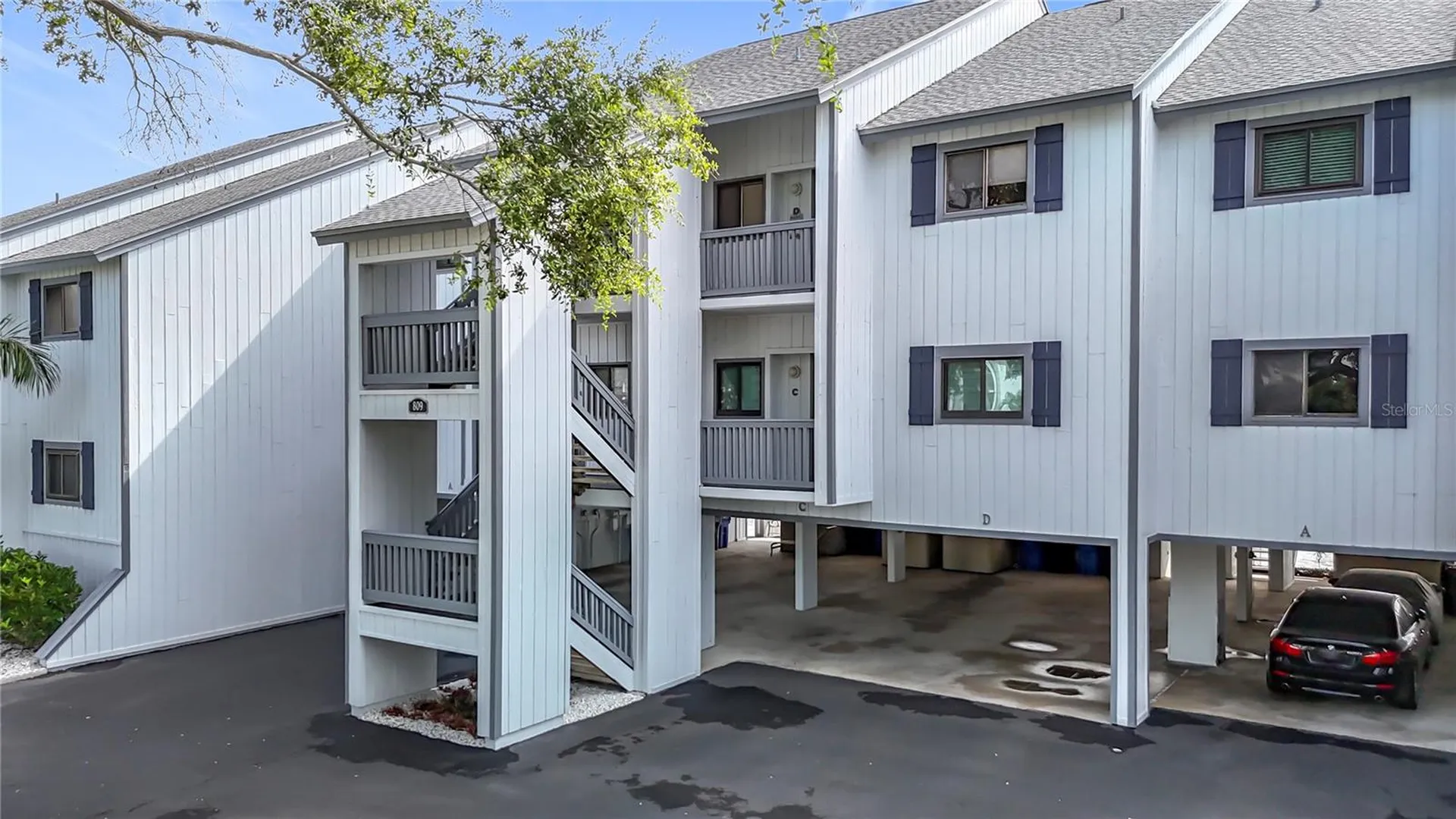 809 Bahia Del Sol Drive Ruskin FL 33570