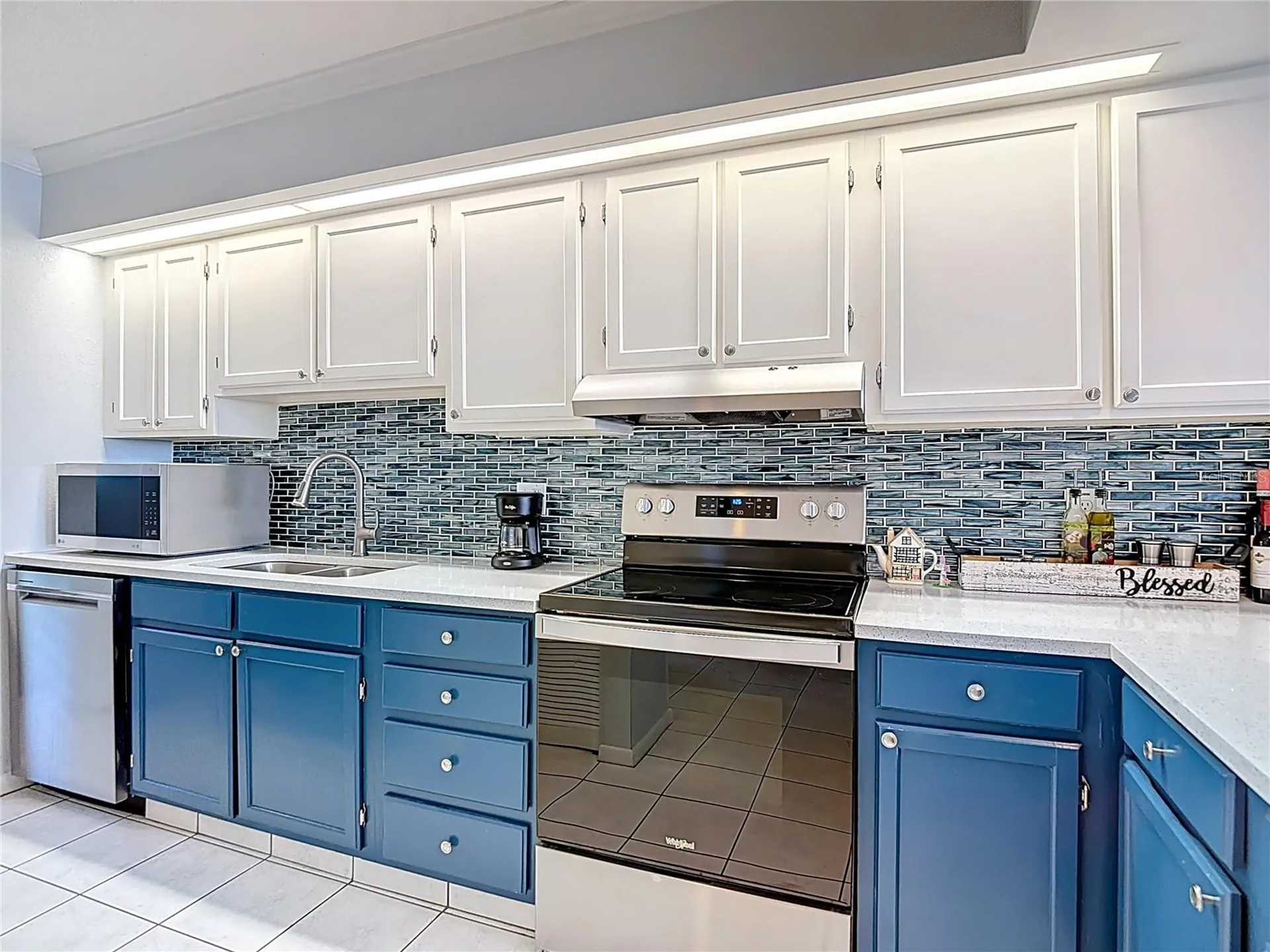 809 Bahia Del Sol Drive Ruskin FL 33570