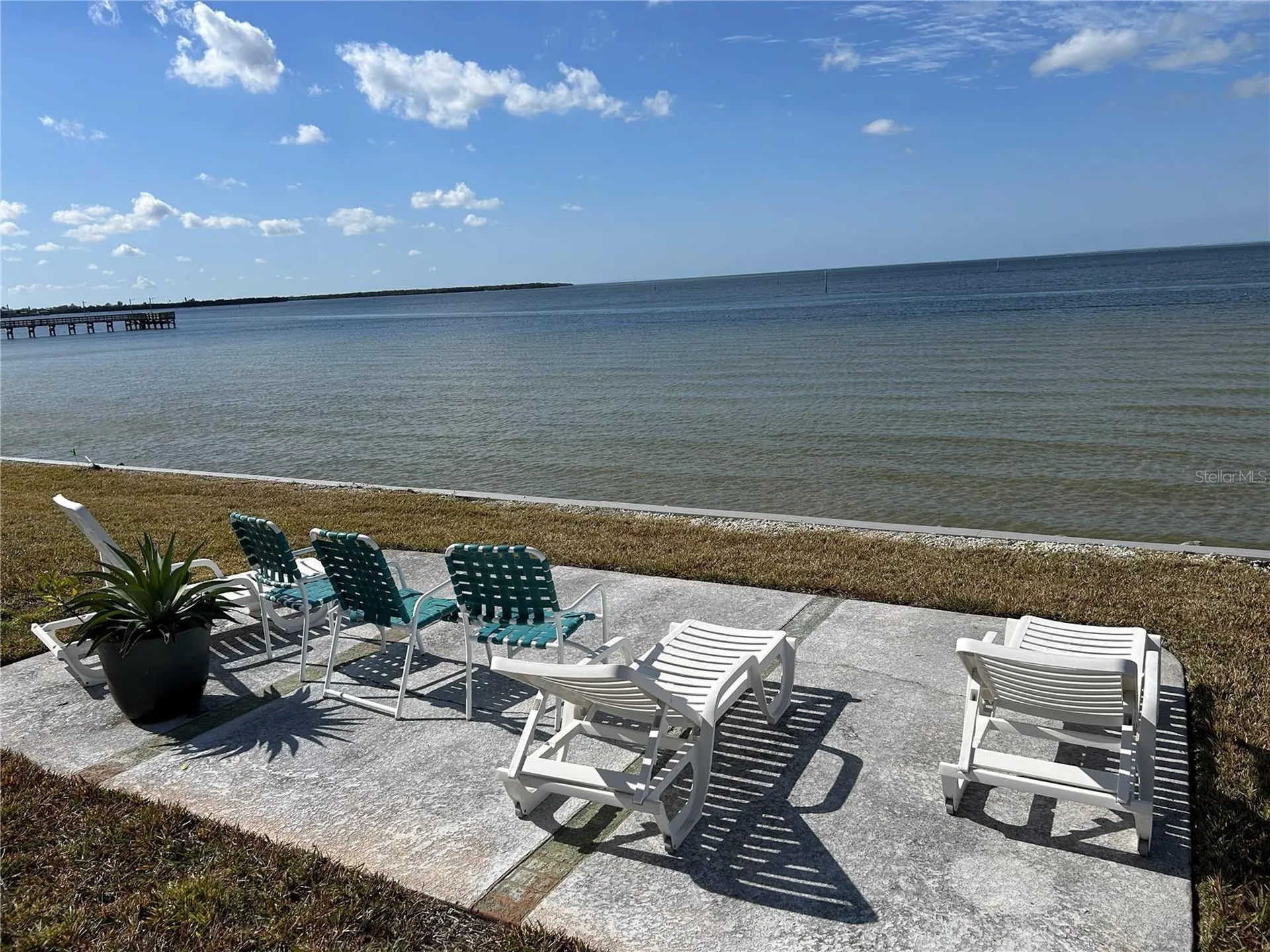809 Bahia Del Sol Drive Ruskin FL 33570