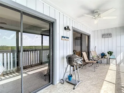 809 Bahia Del Sol Drive Ruskin FL 33570