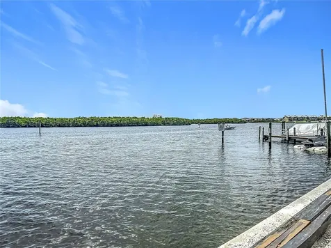 809 Bahia Del Sol Drive Ruskin FL 33570