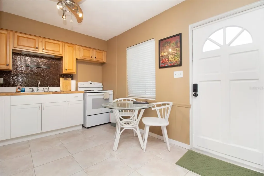 112 SW 119th Avenue Treasure Island FL 33706