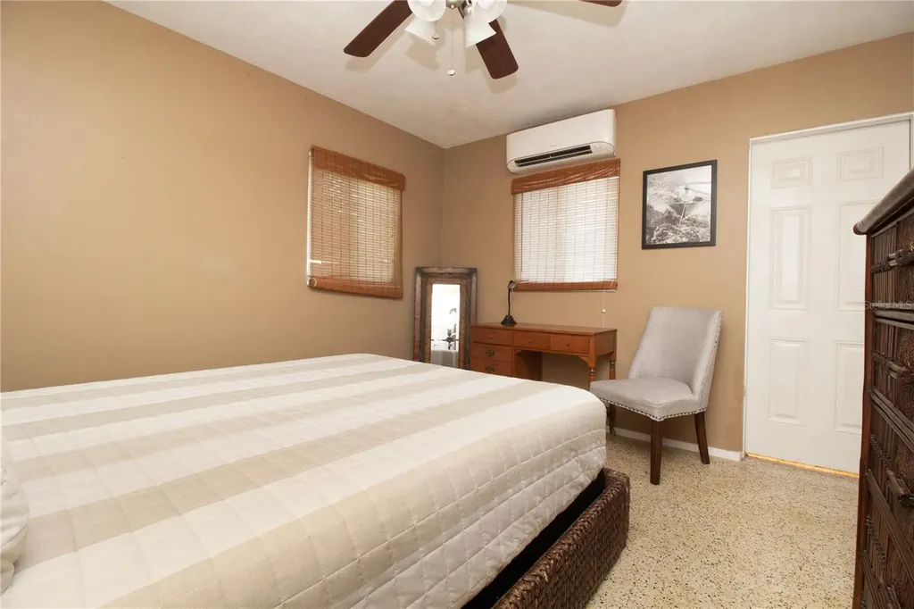 112 SW 119th Avenue Treasure Island FL 33706