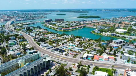 112 SW 119th Avenue Treasure Island FL 33706