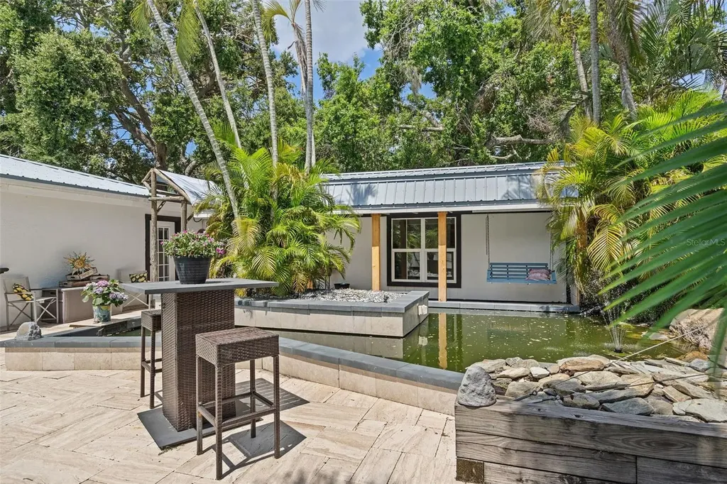 2820 Whitney Road Clearwater FL 33760