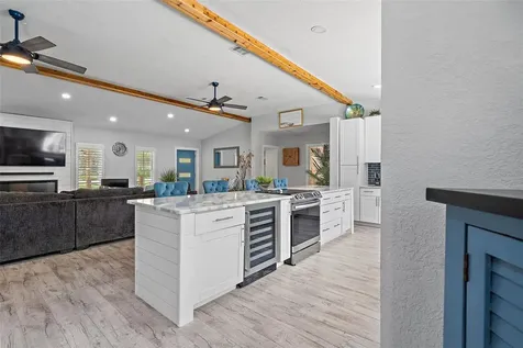 2820 Whitney Road Clearwater FL 33760
