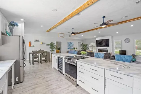 2820 Whitney Road Clearwater FL 33760