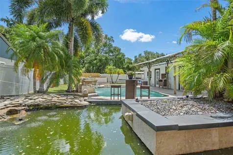 2820 Whitney Road Clearwater FL 33760