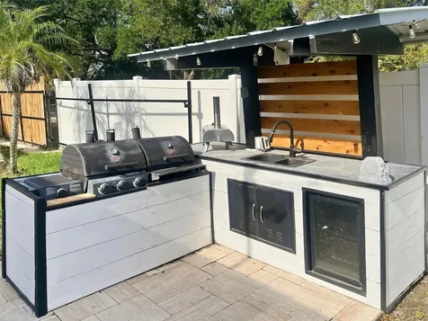 2820 Whitney Road Clearwater FL 33760