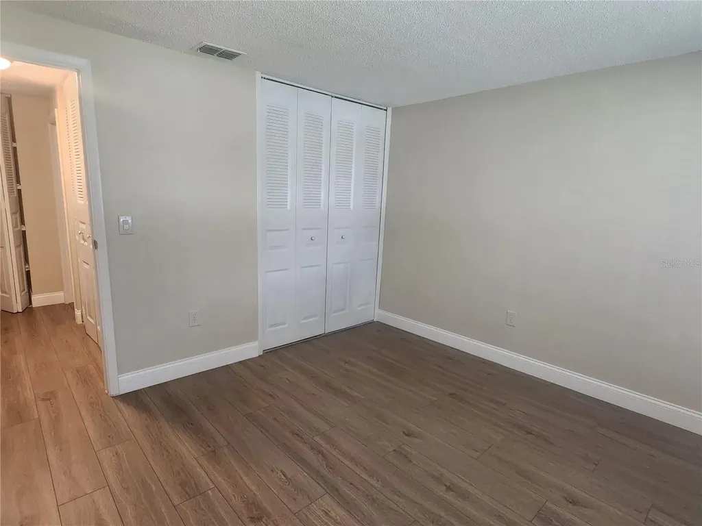 209 Corkwood Lane Oldsmar FL 34677