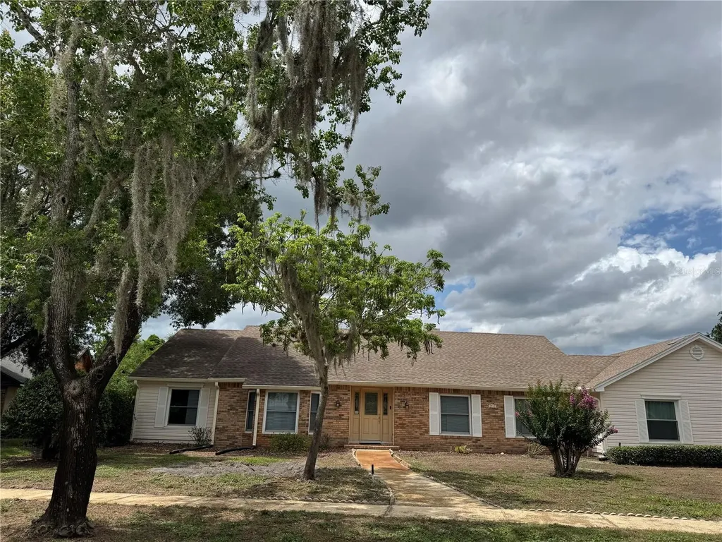 3917 Lake Mira Drive Orlando FL 32817