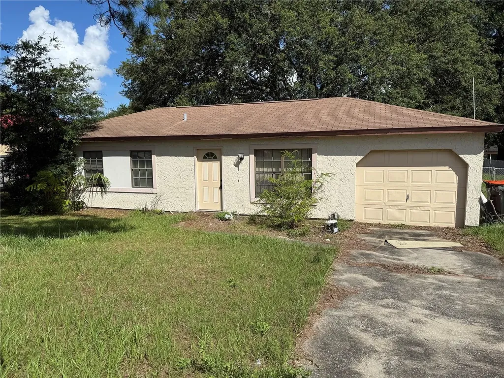 339 Oak Track Loop Ocala FL 34472