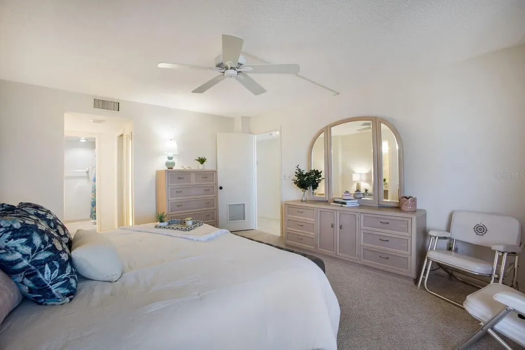 8735 Midnight Pass Road Sarasota FL 34242