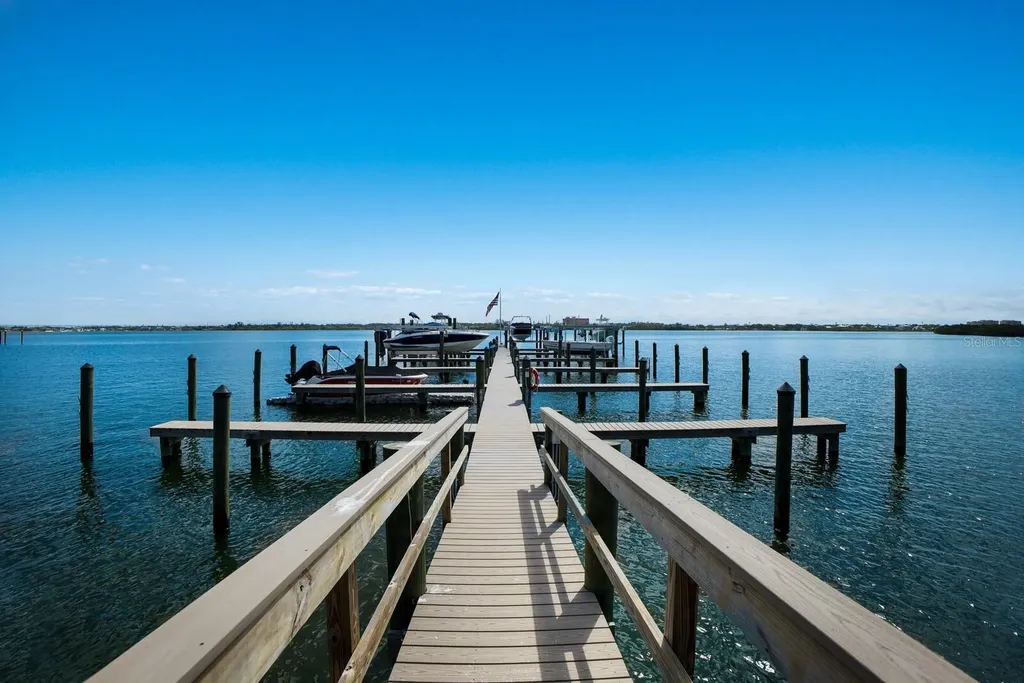 8735 Midnight Pass Road Sarasota FL 34242