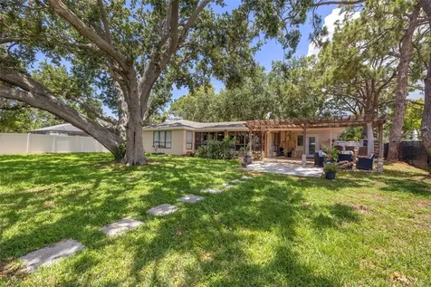10730 52nd Avenue N St Petersburg FL 33708