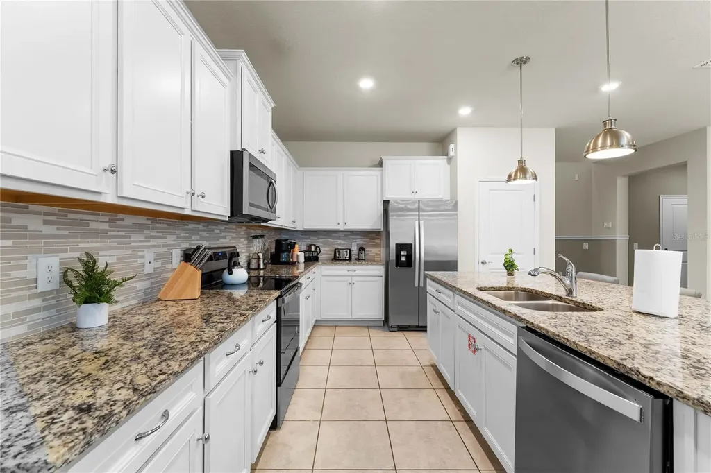 2161 Lelani Circle Davenport FL 33897