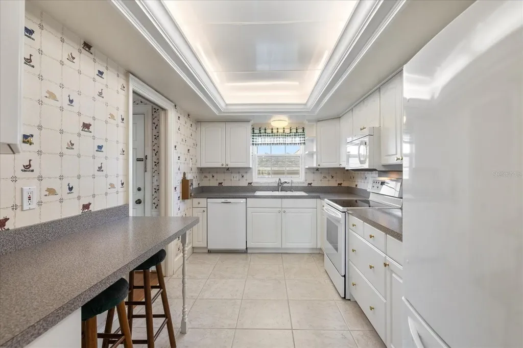 139 Bluff View Drive Belleair Bluffs FL 33770