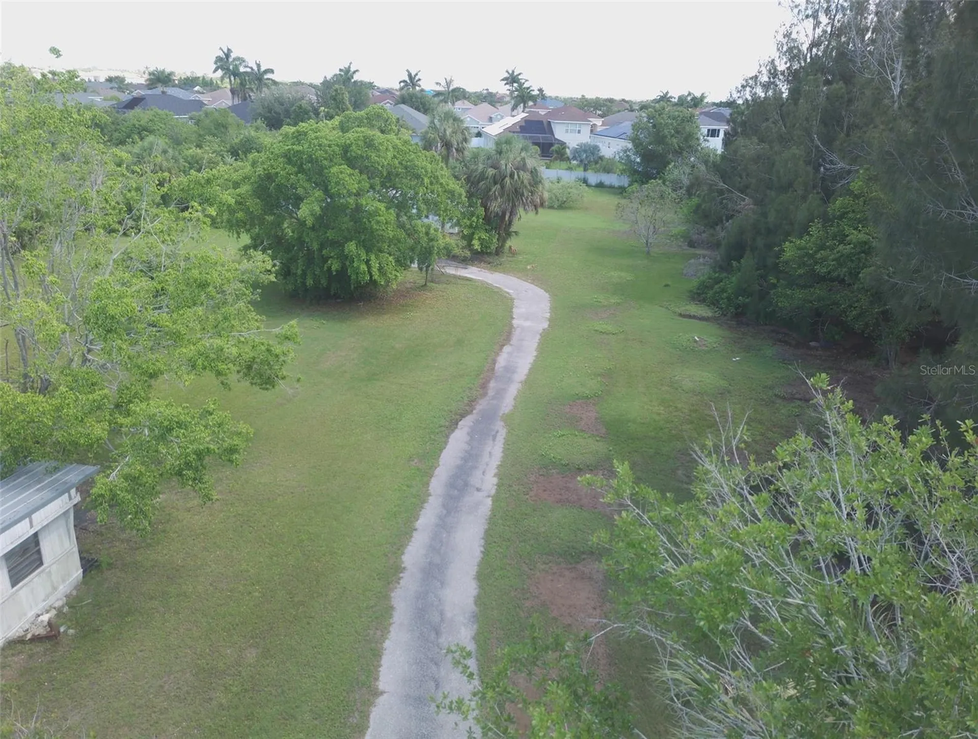 1603, 1605,1608,1611 W Shell Point Road Ruskin FL 33570