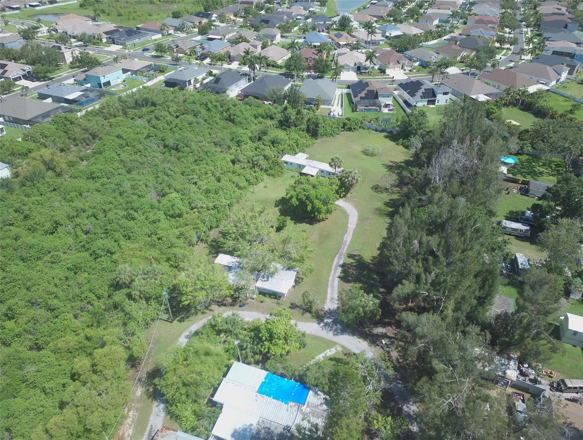 1603, 1605,1608,1611 W Shell Point Road Ruskin FL 33570
