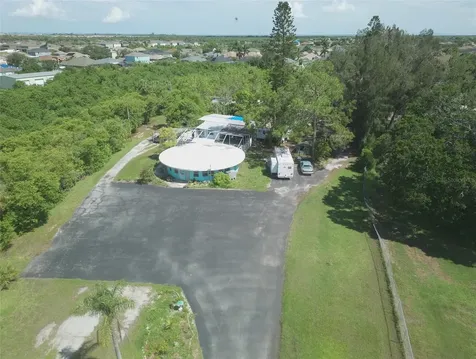 1603, 1605,1608,1611 W Shell Point Road Ruskin FL 33570