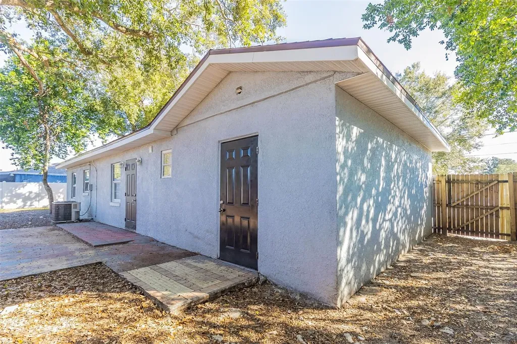 4933 Balboa Drive Orlando FL 32808