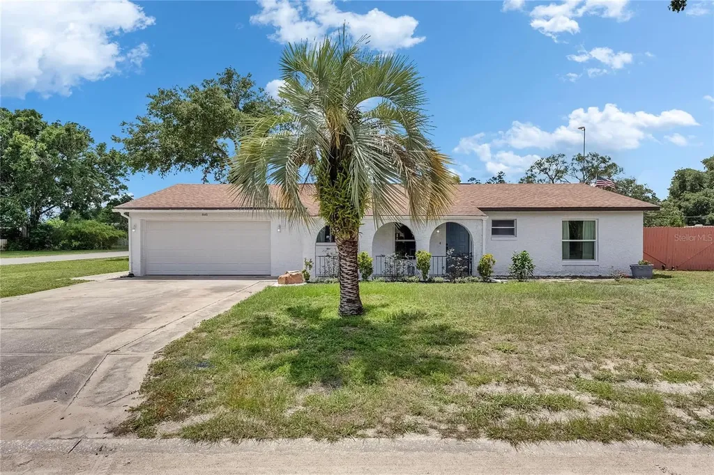 8445 Angela Court Zephyrhills FL 33541