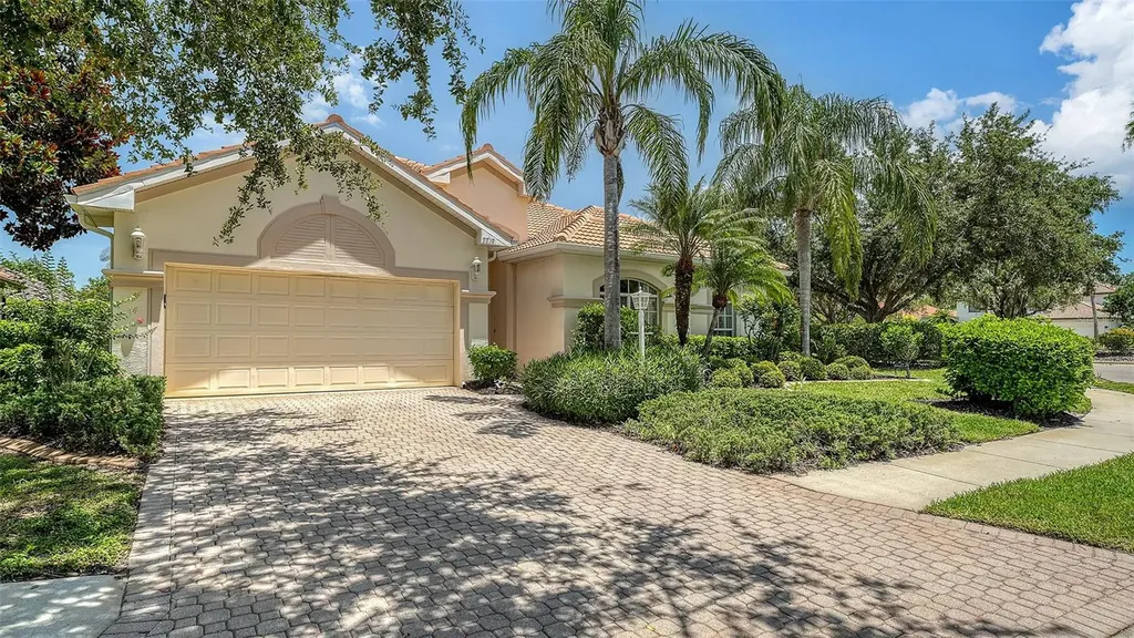 7717 Us Open Loop Lakewood Ranch FL 34202