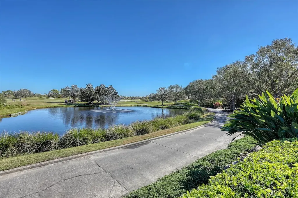 7717 Us Open Loop Lakewood Ranch FL 34202