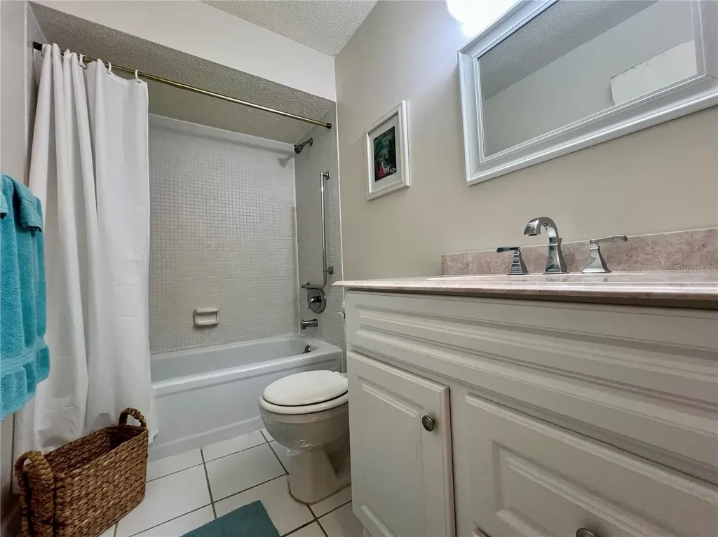 1286 Mission Hills Boulevard Clearwater FL 33759
