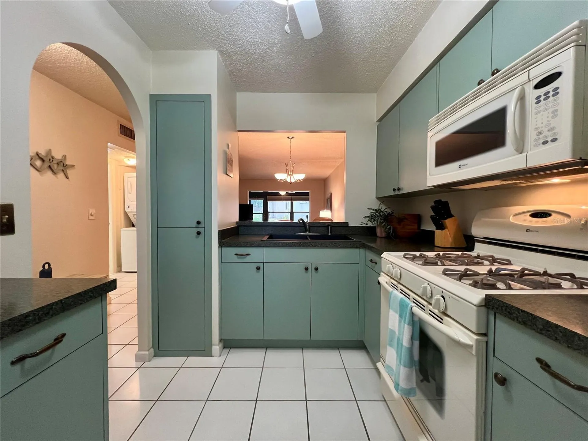 1286 Mission Hills Boulevard Clearwater FL 33759
