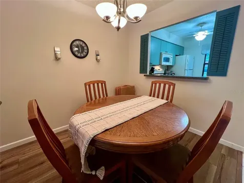 1286 Mission Hills Boulevard Clearwater FL 33759